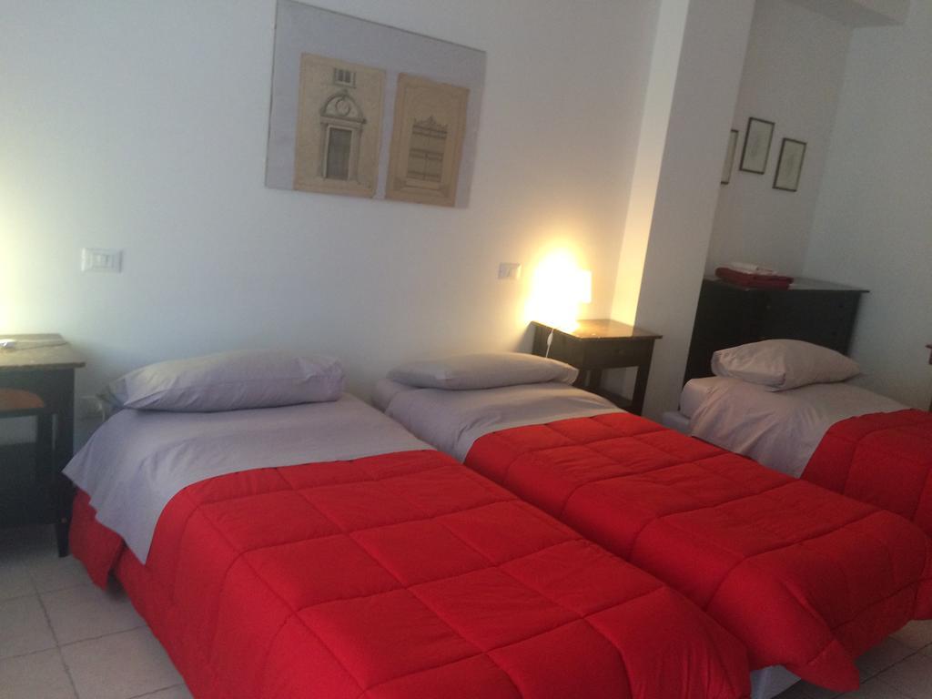 B&B Torrione LʼAquila Extérieur photo
