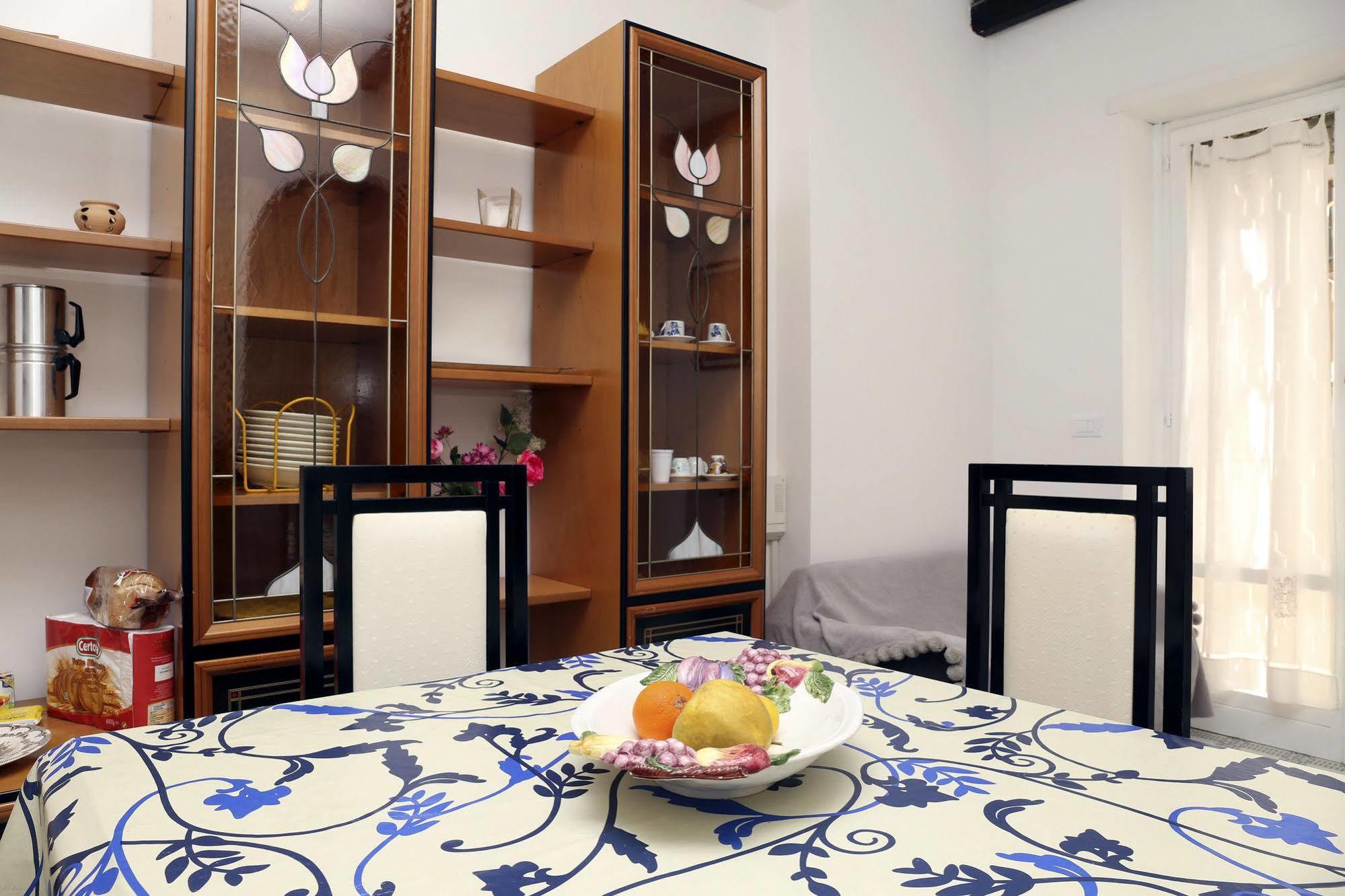 B&B Torrione LʼAquila Extérieur photo